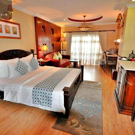 S79 Hoa Huong Duong Hotel Cidade de Ho Chi Minh Exterior foto